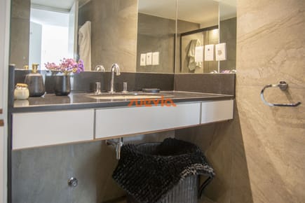 Vende apartamento de 3 dormitorios en Tiburon , Punta del Este