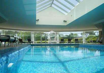 Ocean Drive, full amenities.