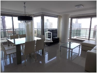 De lujo, piso alto con vista a la mansa