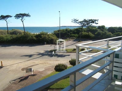 Playa Mansa, primera fila