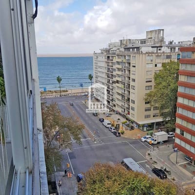 Penthouse RECICLADO, piso entero, Boulevard España a una cuadra de la rambla.