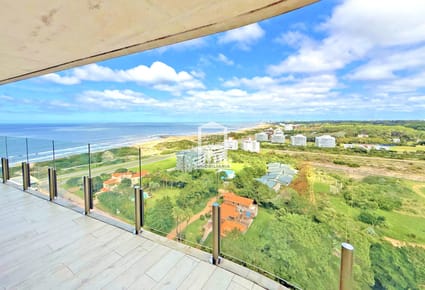 SURFSIDE 05, piso alto.