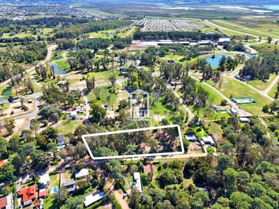 6.601 m2 linderos a La Cañada. FOT 150%