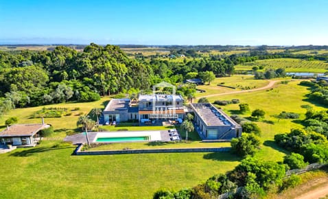 Mega chacra en José Ignacio. 929 m2 construidos