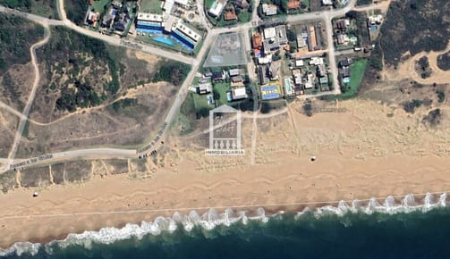 Las Grutas. 2.119 m2, Apto para PB + 3 pisos, 12 m de altura.