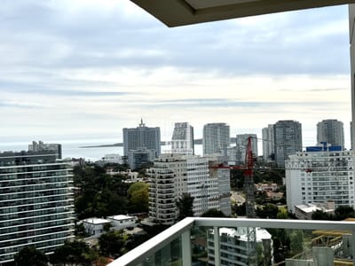 Apartamento en  venta y alquiler Playa Brava 2 dormitorios