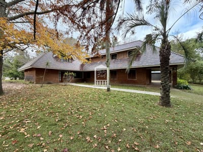 VENTA DE CASA EN PUNTA BALLENA 7 DORMITORIOS Y 5 BAÑOS