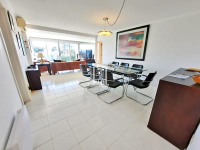 Playa Mansa, 2 dorm, 2 baños. Bajos gastos. Full amenities