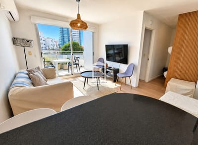 1 dorm y medio. Garaje. Edificio con todos los servicios
