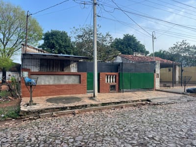 CASA EN VILLA ELISA A REFACCIONAR