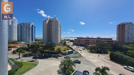 Apartamento en Punta del Este (Playa Mansa) Ref. 6898