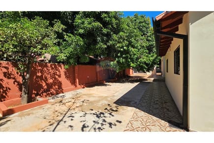 VENDO HERMOSA CASA EN ITAUGUA QUERIDO