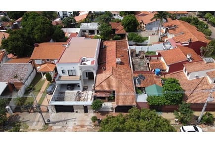 ALQUILO CASA E BARRIO SAN VICENTE ASUNCION