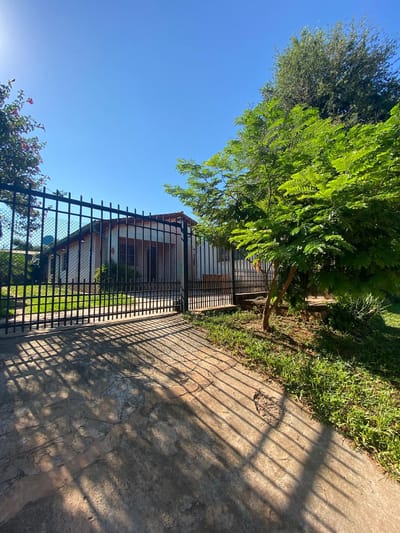 VENDO CASA EN CAACUPE 