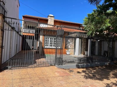 ALQUILO CASA EN FERNANDO DE LA MORA ZONA NORTE