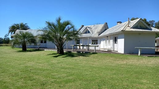 VENTA CASA EL TESORO 421 M2 C/5 DORM, 4500 M2 DE TERRENO