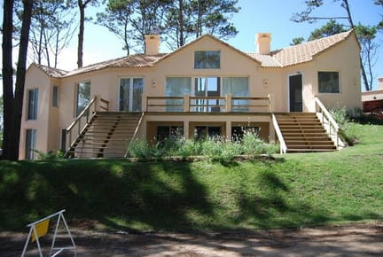 CASA ALQ TEMP 5 DORM C/VISTA PISCINA CLUB PRIVADO LAG BLANCA