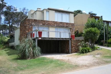 ALQUILER TEMP CASA 4 DORM C/PSCINA EN MONTOYA MB UBICACION