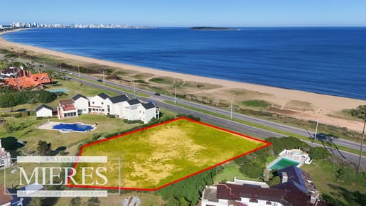Venta lote en primera linea - Playa Mansa