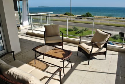 Venta apartamento 4 dormitorios- Playa Mansa