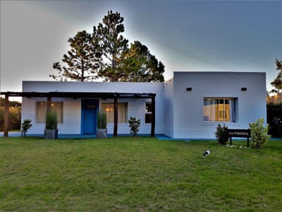 Casa en alquiler temporal de 4 ambientes en Jardines de Cordoba