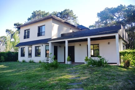 Venta casa 5 dormitorios barrio privado- La Arbolada