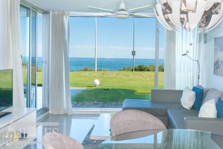 Venta apartamento 2 dormitorios- Playa Mansa