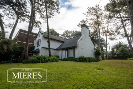 Venta de casa de 3 dormitorios - Punta del Este