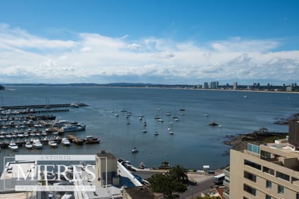 Venta apartamento 4 dormitorios- Península