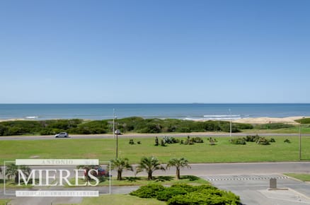 Venta apartamento 3 dormitorios - Playa Brava