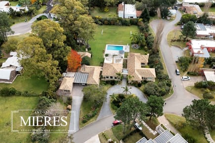 Venta casa 5 dormitorios - La Arbolada