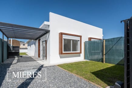 Venta Casa 2 Dormitorios- Lausana Maldonado