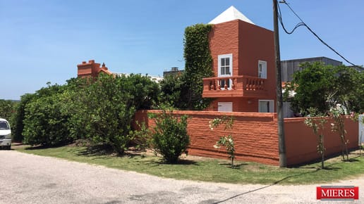 Casa en alquiler temporal de 6 ambientes en JOSE IGNACIO