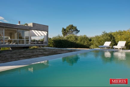 Casa en alquiler temporal de 5 ambientes en Arenas de José Ignacio