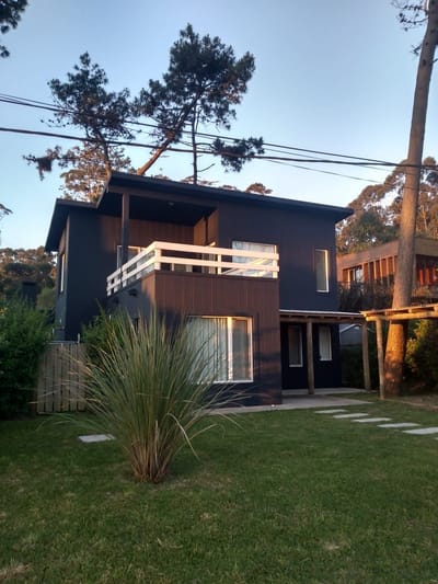 Alquiler casa 3 dorm en La Juanita barrio residencial