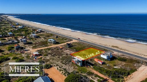 Oportunidad! Lote frente al mar en Santa Mónica 1200m2
