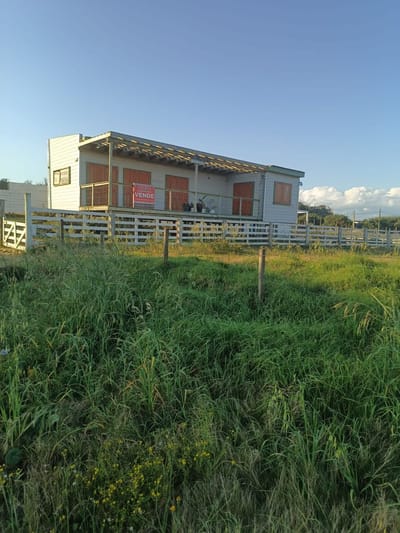 Alquiler y venta de casa 2 dormitorios en Santa Mónica