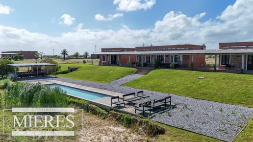Chacra 5has en venta 4 dorm en camino a pueblo Garzon