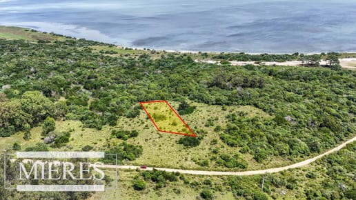 Venta lote 1200m2 en El Caracol, a 10\' de jose Ignacio