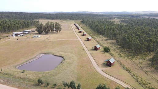 Posada de Campo con 10 cabañas  completas en Maldonado