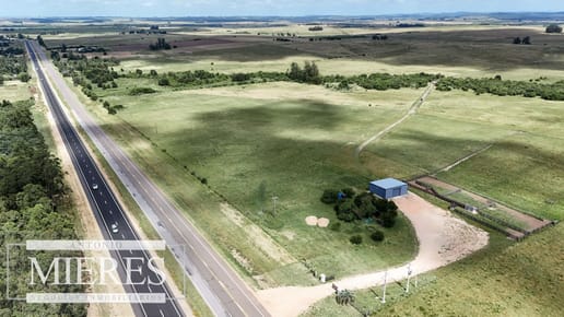 Campo en venta en Garzón