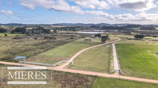 Chacra en venta de 5 ha en Maldonado con casa y galpones