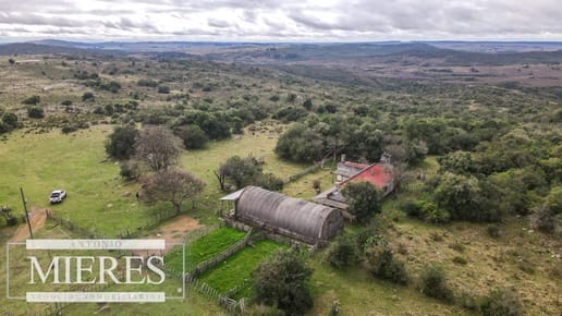 Estancia completa de 2400ha en Treinta y Tres y Cerro Largo