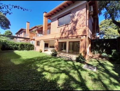 Alquiló Casa De 4 Habitaciones En Barrio Cerrado 