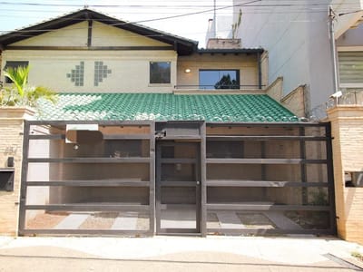 ALQUILO DUPLEX 3 DORMITORIOS EN VILLA MORRA