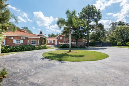 MEGA CASA EN SAN RAFAEL