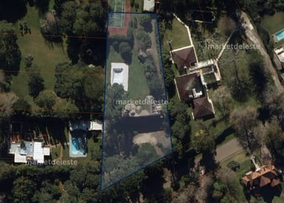 5419 M2 EN BARRIO GOLF