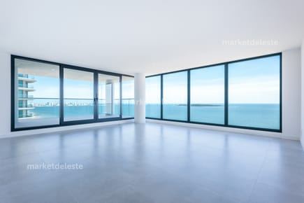 VENETIAN ESQUINERO PISO ALTO
