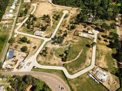 BARRIO PRIVADO LA CHACRA LOTE 23