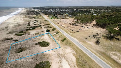 TERRENO SOBRE EL MAR EN RUTA 10